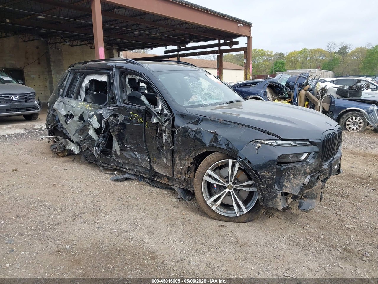 5UX23EM02T9****** · 2026 BMW X7 XDRIVE40I
