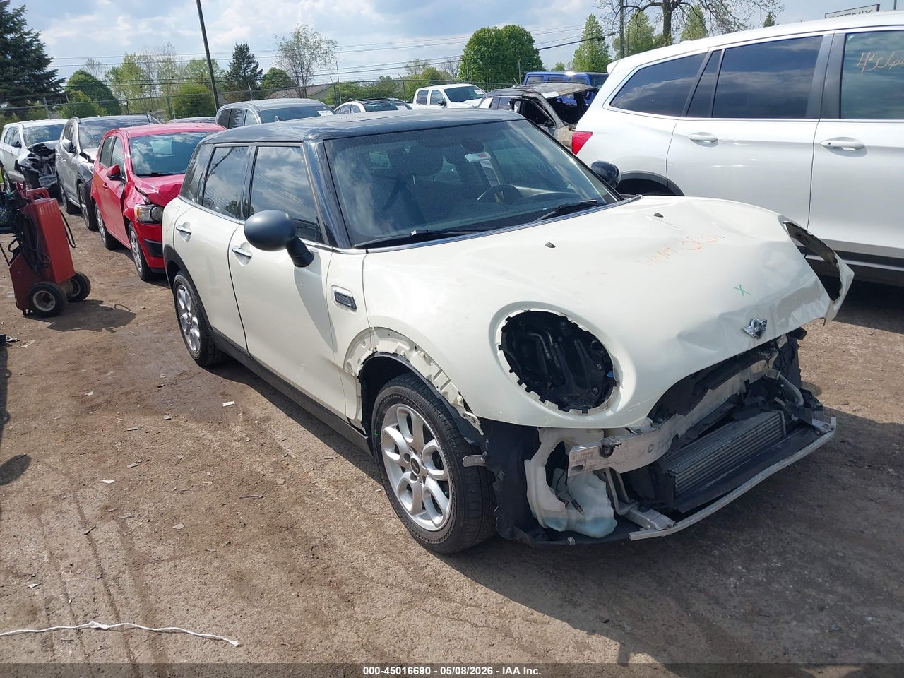 WMWLN5C56H2****** · 2017 MINI CLUBMAN COOPER
