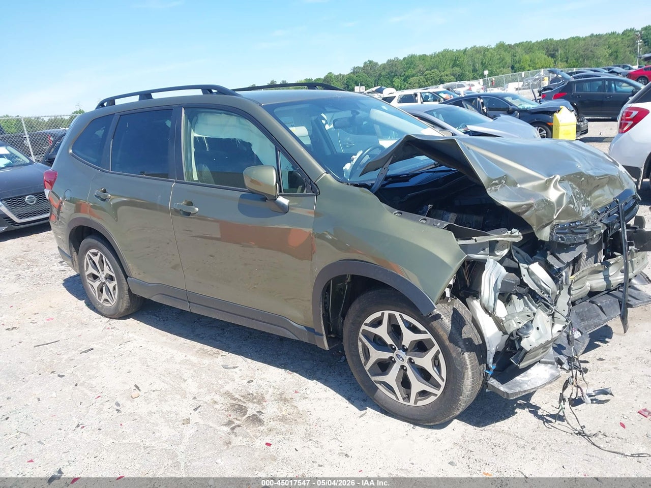 JF2SKAECXNH****** · 2022 SUBARU FORESTER PREMIUM