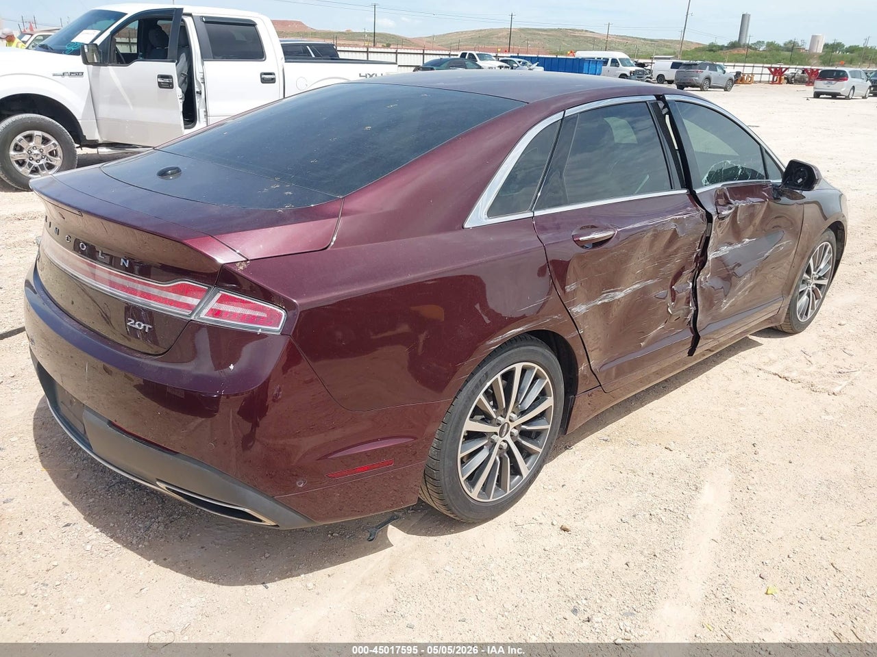 2017 LINCOLN MKZ SELECT · 4/11