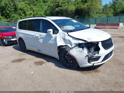 2021 CHRYSLER PACIFICA TOURING