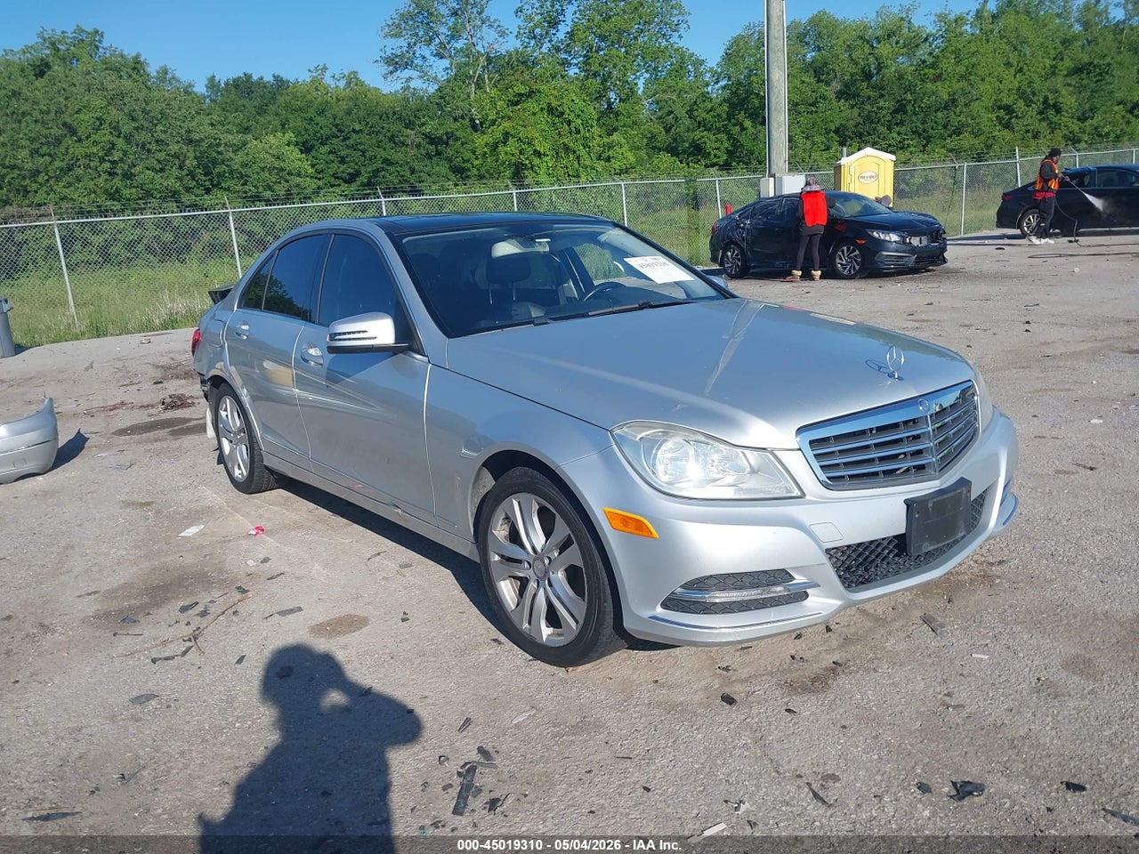 WDDGF8AB2EG****** · 2014 MERCEDES-BENZ C 300 LUXURY 4MATIC