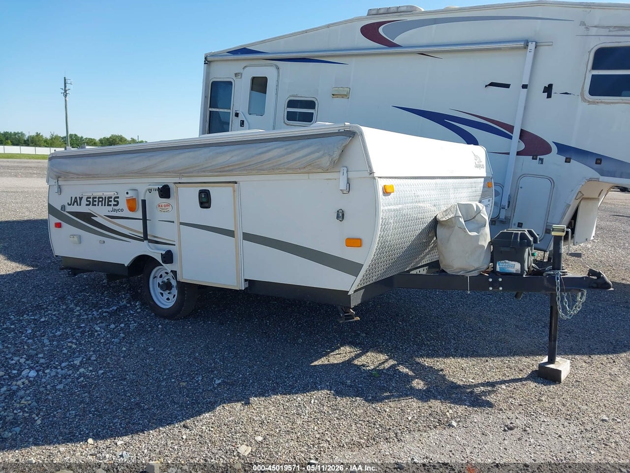 2014 JAYCO TRAVEL TRAILER