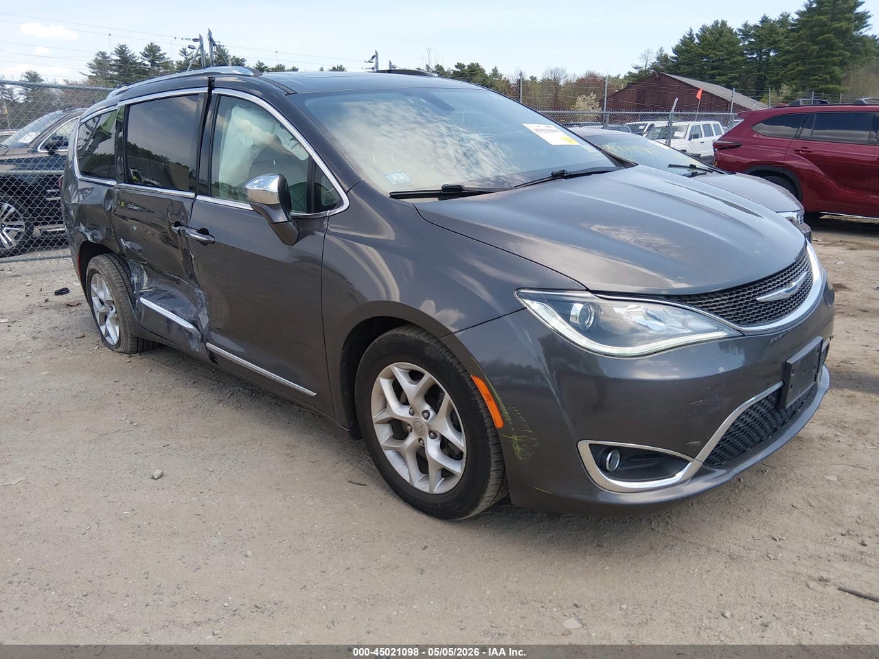 2C4RC1GGXLR****** · 2020 CHRYSLER PACIFICA LIMITED