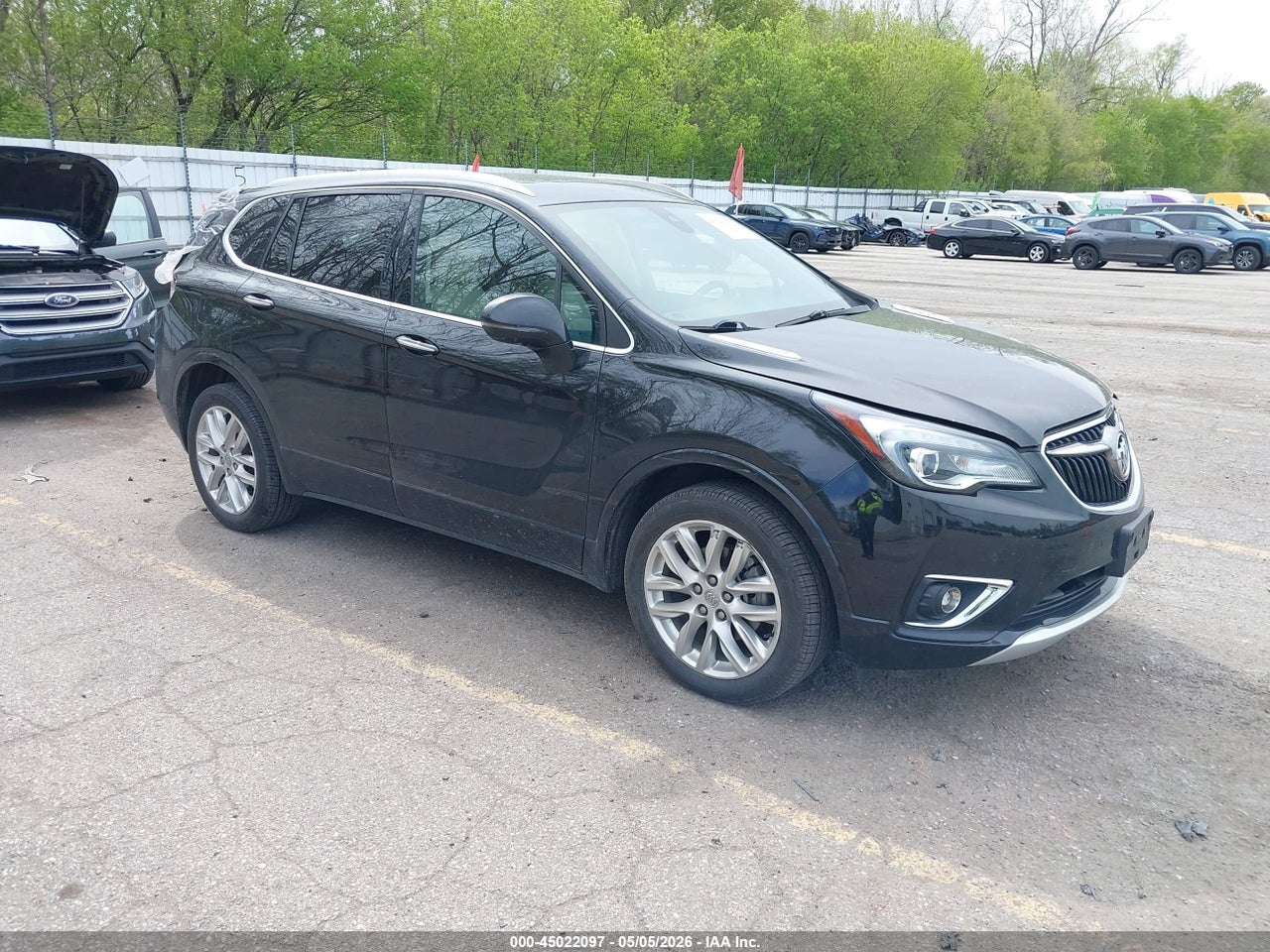 LRBFX3SX8KD****** · 2019 BUICK ENVISION AWD PREMIUM I