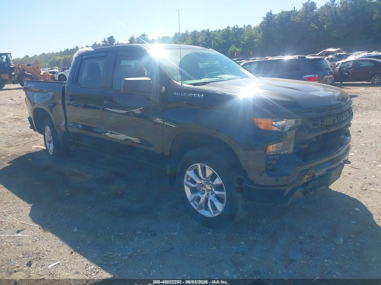 3GCPDBEK7RG****** · 2024 CHEVROLET SILVERADO 1500 4WD  SHORT BED CUSTOM