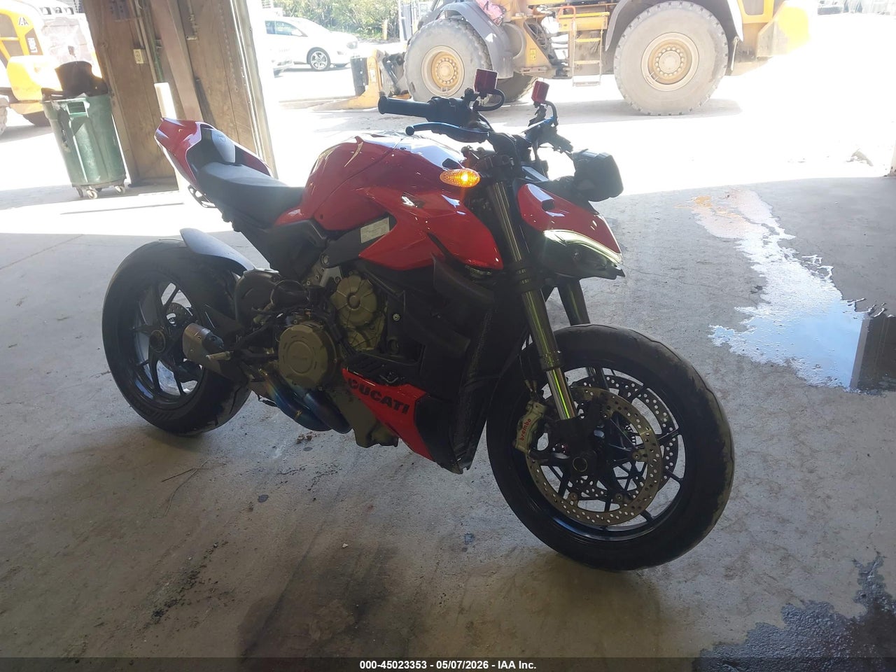 ZDMFAKWW7PB****** · 2023 DUCATI STREETFIGHTER V4/V4S