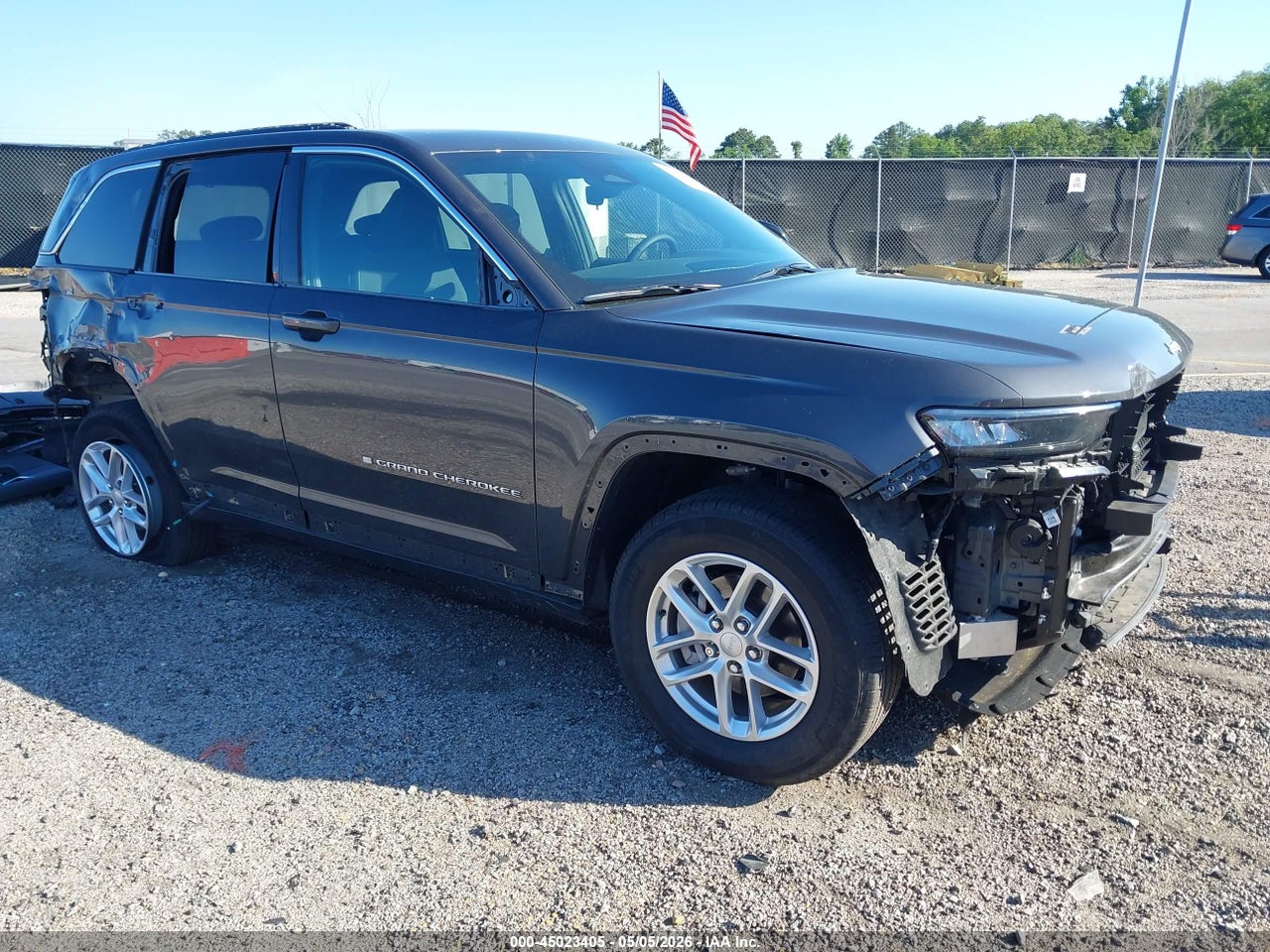 1C4RJGAG9SC****** · 2025 JEEP GRAND CHEROKEE LAREDO X 4X2