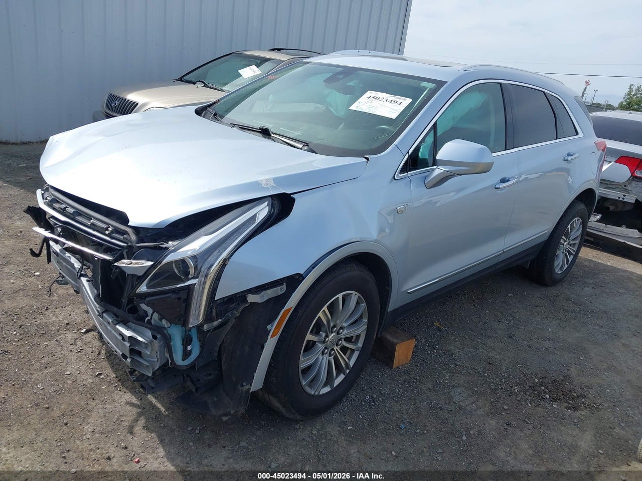 2017 CADILLAC XT5 LUXURY · 2/11