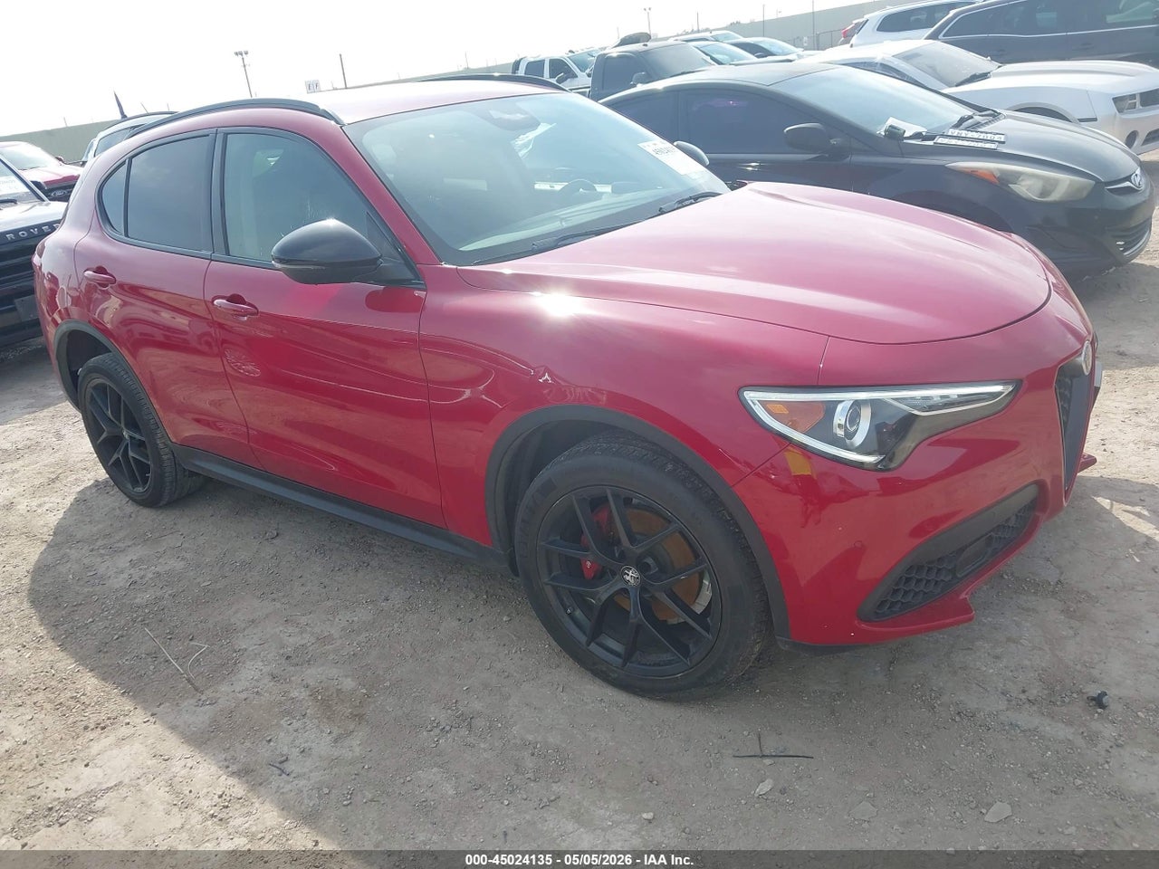 ZASPAJAN1L7****** · 2020 ALFA ROMEO STELVIO RWD