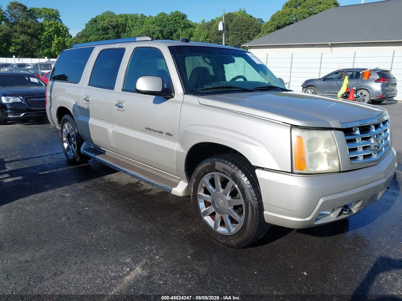 3GYFK66N15G****** · 2005 CADILLAC ESCALADE ESV PLATINUM EDITION