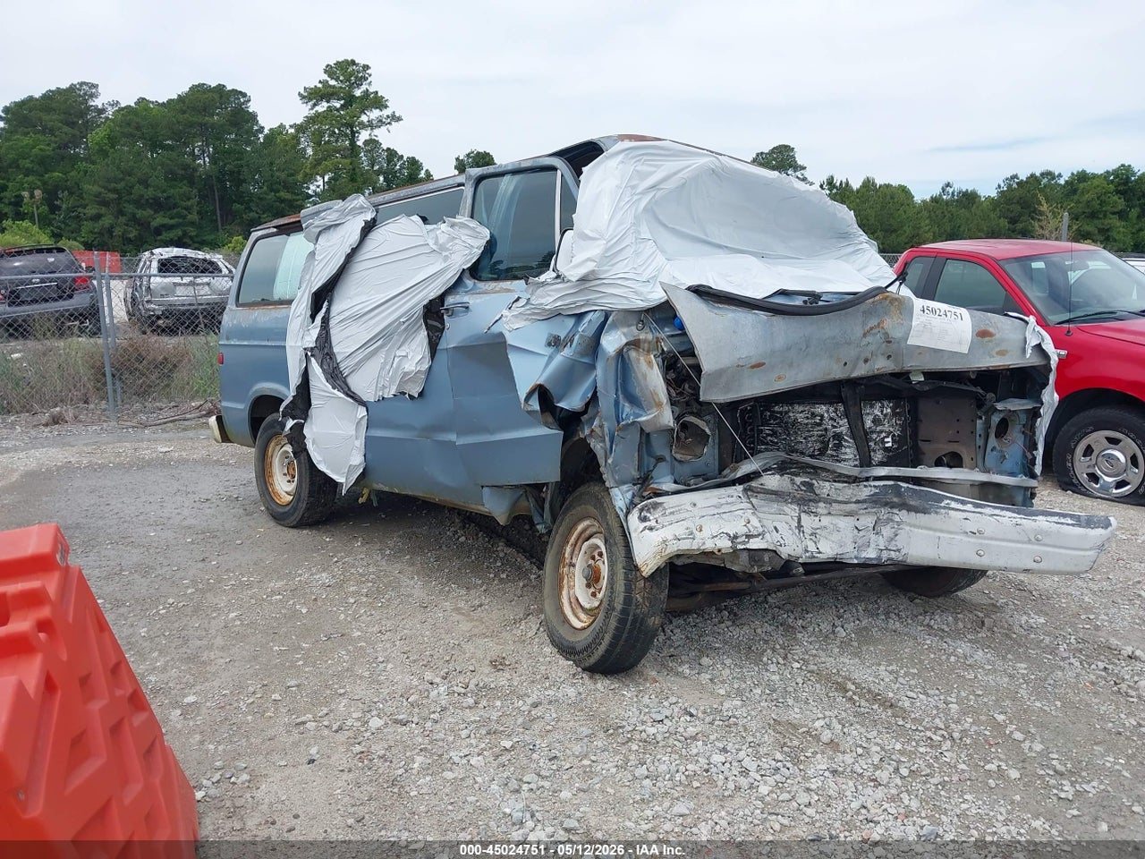 2B4JB35Z4KK****** · 1989 DODGE RAM WAGON B350