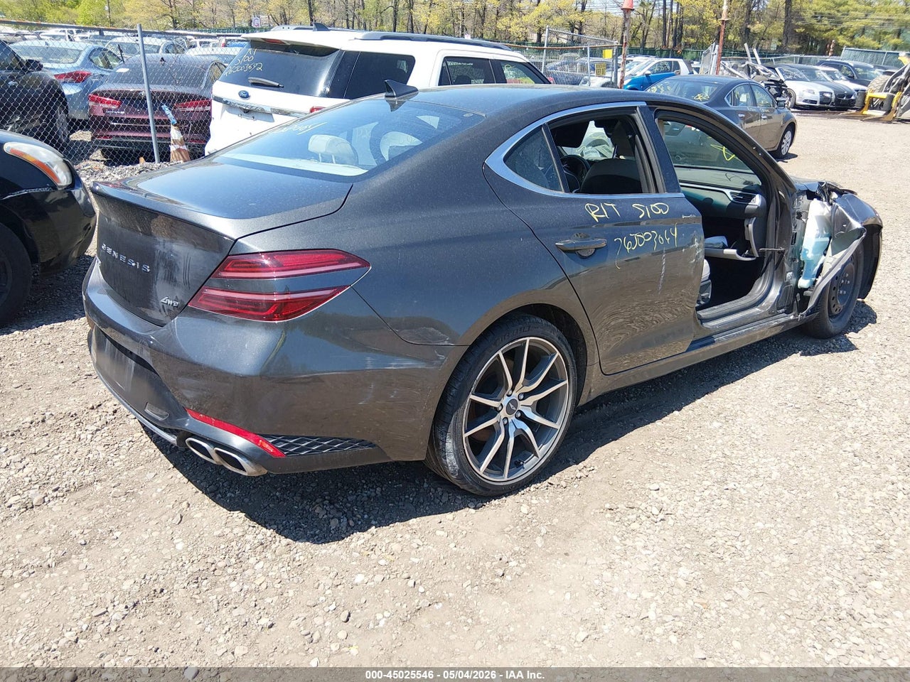 2023 GENESIS G70 2.0T AWD · 4/10