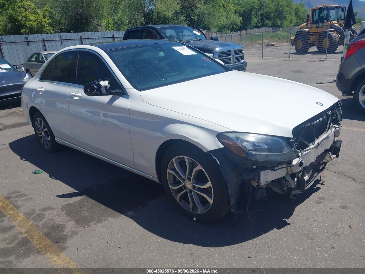 55SWF4KB1FU****** · 2015 MERCEDES-BENZ C 300 4MATIC