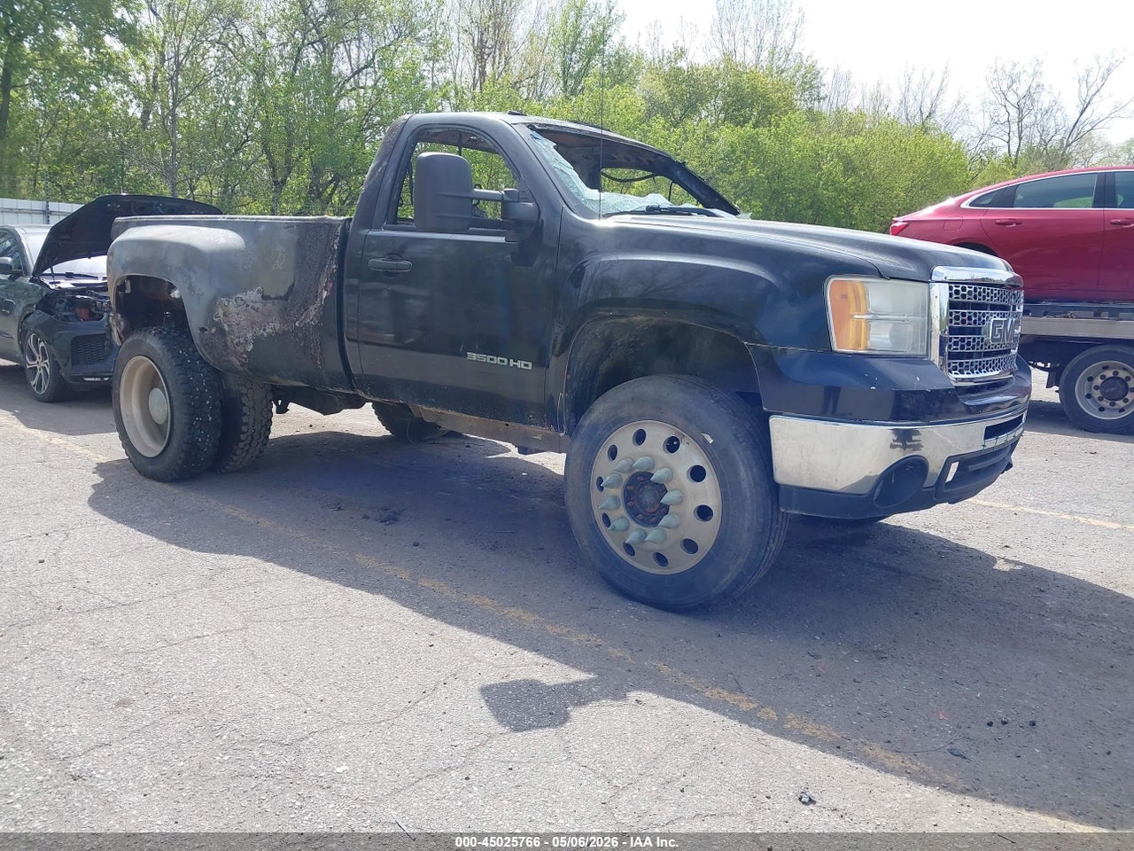 1GTJK74689F****** · 2009 GMC SIERRA 3500HD WORK TRUCK