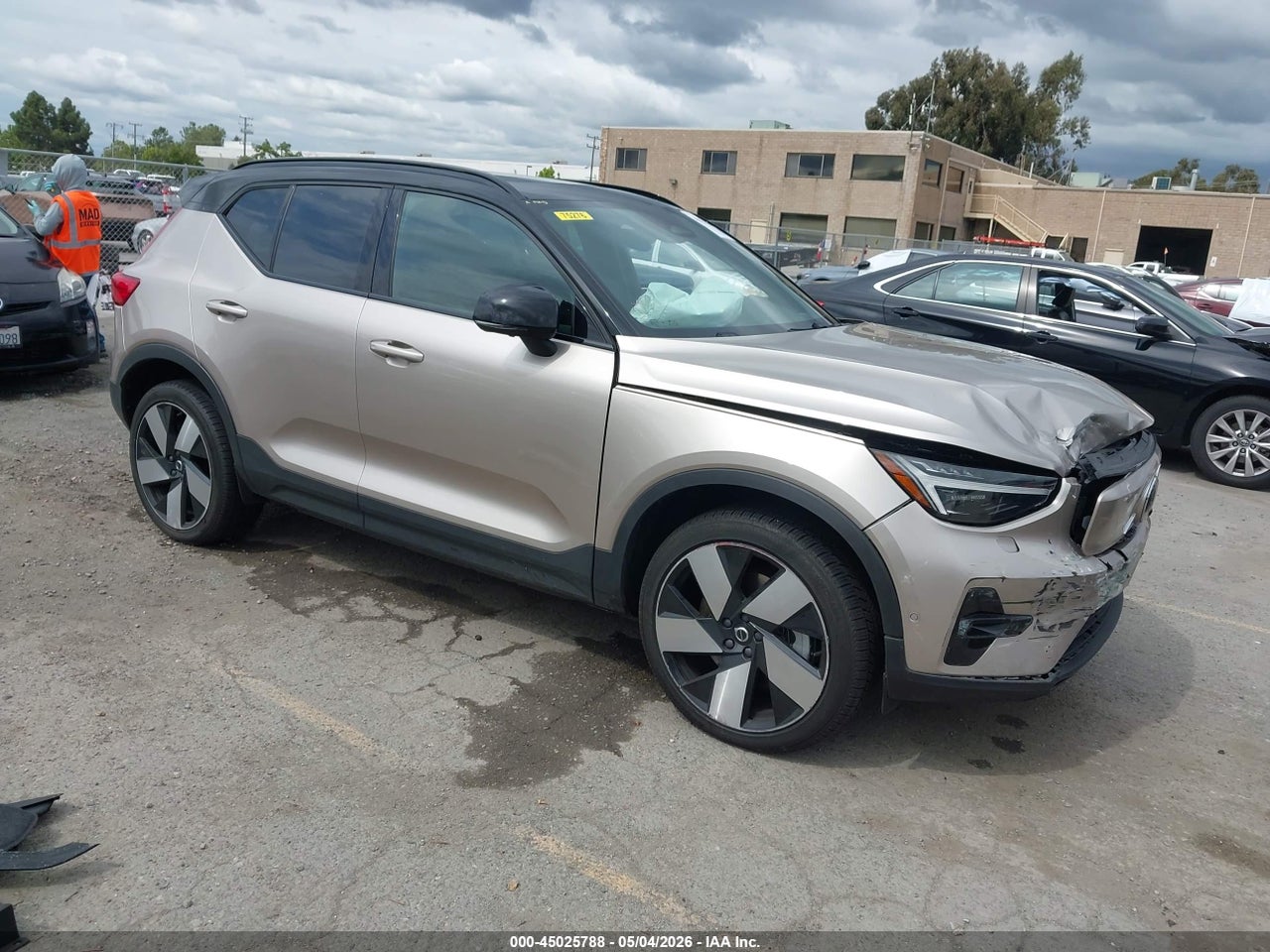 2023 VOLVO XC40 RECHARGE PURE ELECTRIC TWIN ULTIMATE