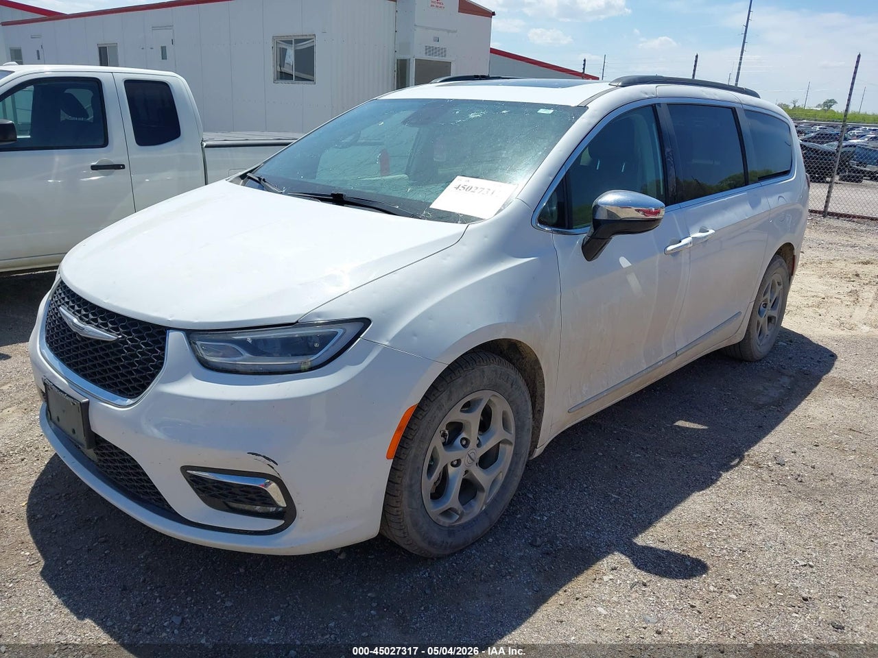 2023 CHRYSLER PACIFICA LIMITED · 2/11