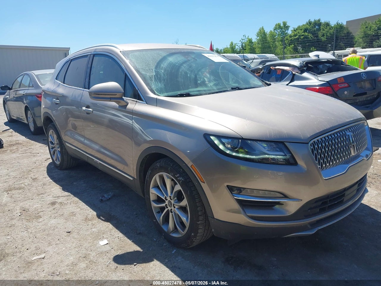 5LMCJ2C96KU****** · 2019 LINCOLN MKC SELECT