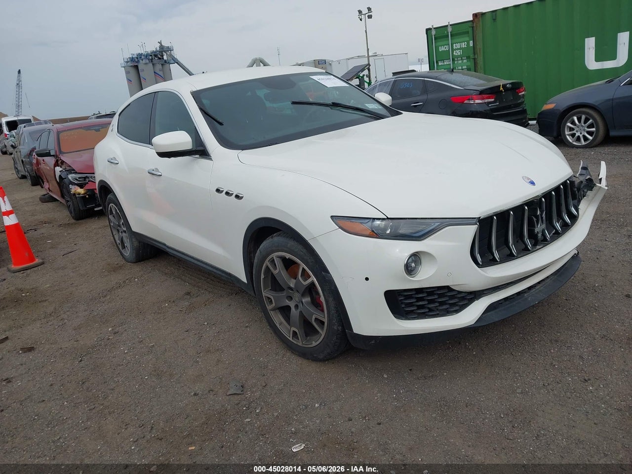 ZN661XUA6HX****** · 2017 MASERATI LEVANTE