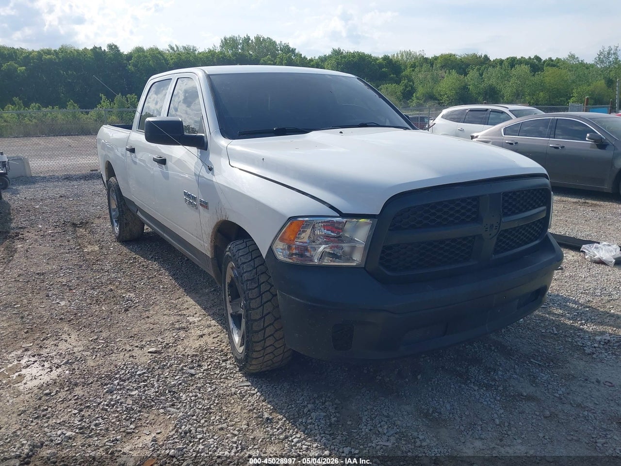 1C6RR7ST0JS****** · 2018 RAM 1500 TRADESMAN  4X4 6'4 BOX