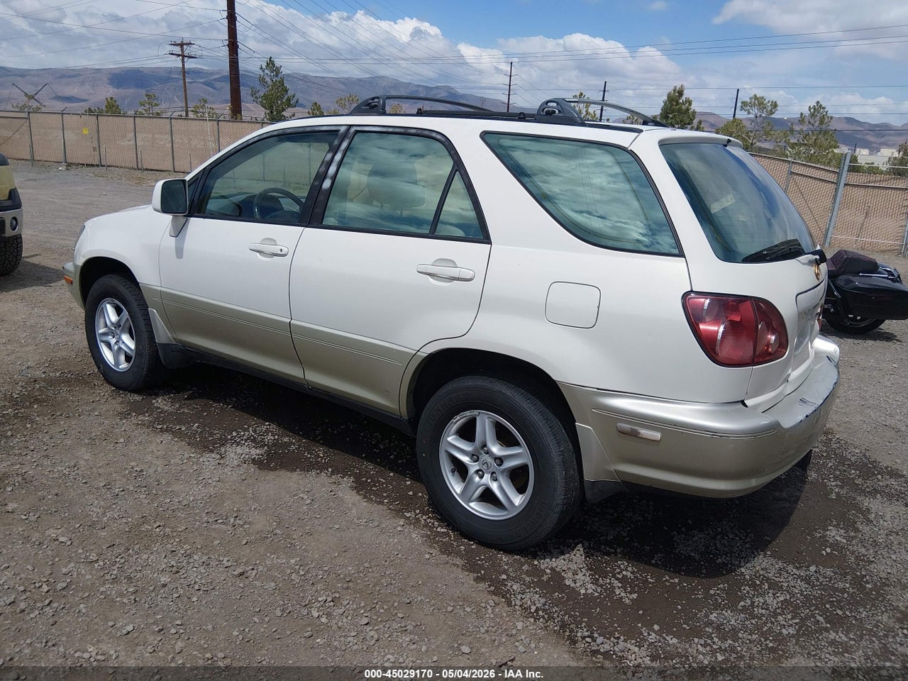 1999 LEXUS RX 300   · 3/11