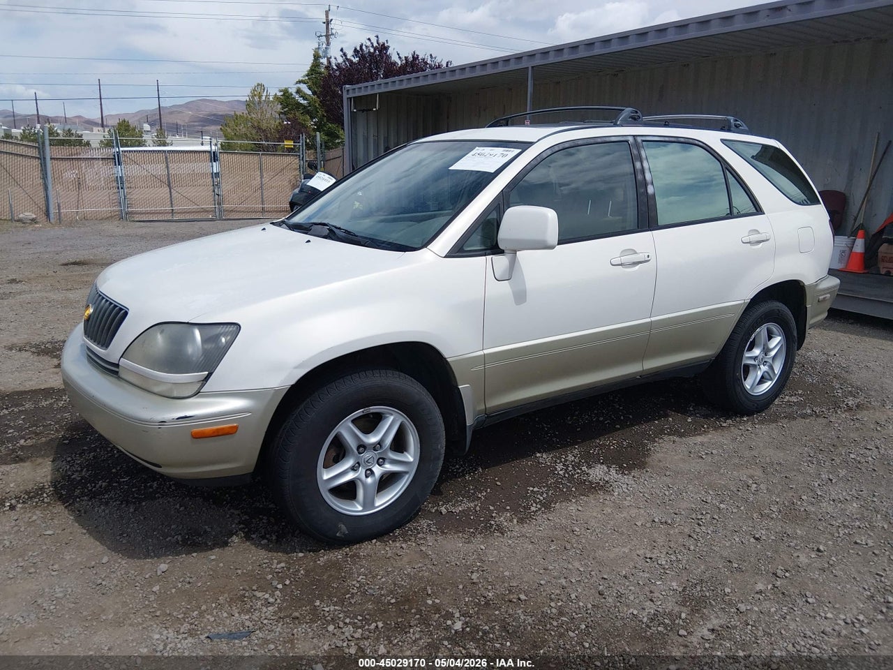1999 LEXUS RX 300   · 2/11