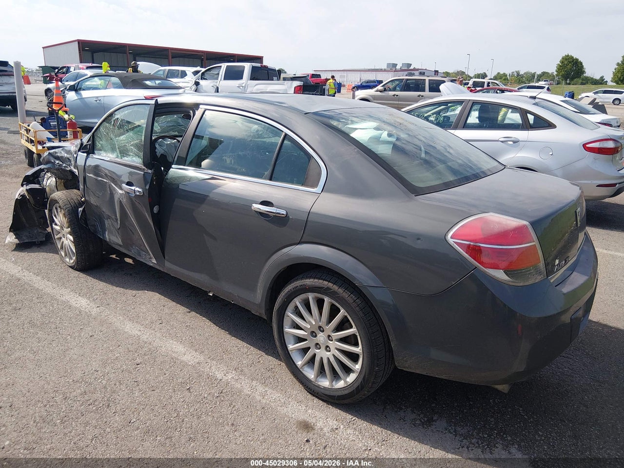 2009 SATURN AURA XR · 3/10