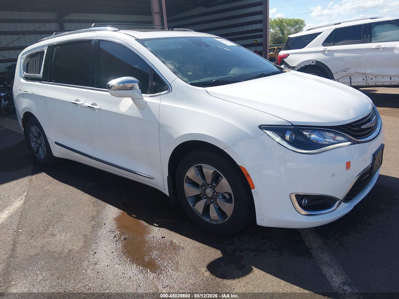 2017 CHRYSLER PACIFICA HYBRID PLATINUM
