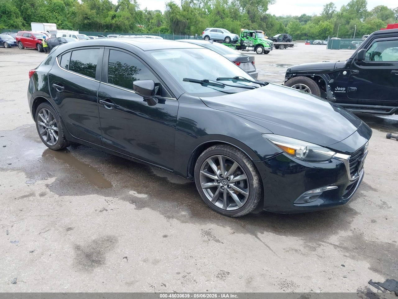 3MZBN1M30JM****** · 2018 MAZDA MAZDA3 GRAND TOURING
