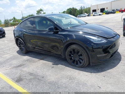 7SAYGDEE3PA****** · 2023 TESLA MODEL Y AWD/LONG RANGE DUAL MOTOR ALL-WHEEL DRIVE