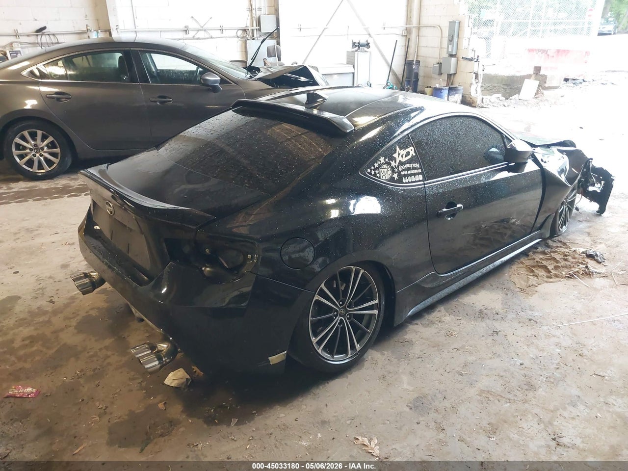 2016 SCION FR-S · 4/11