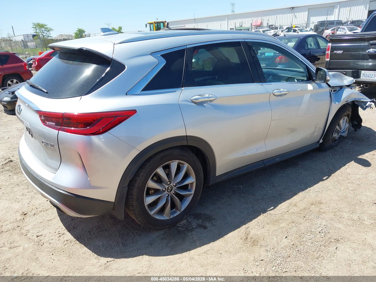 2021 INFINITI QX50 LUXE AWD · 4/11