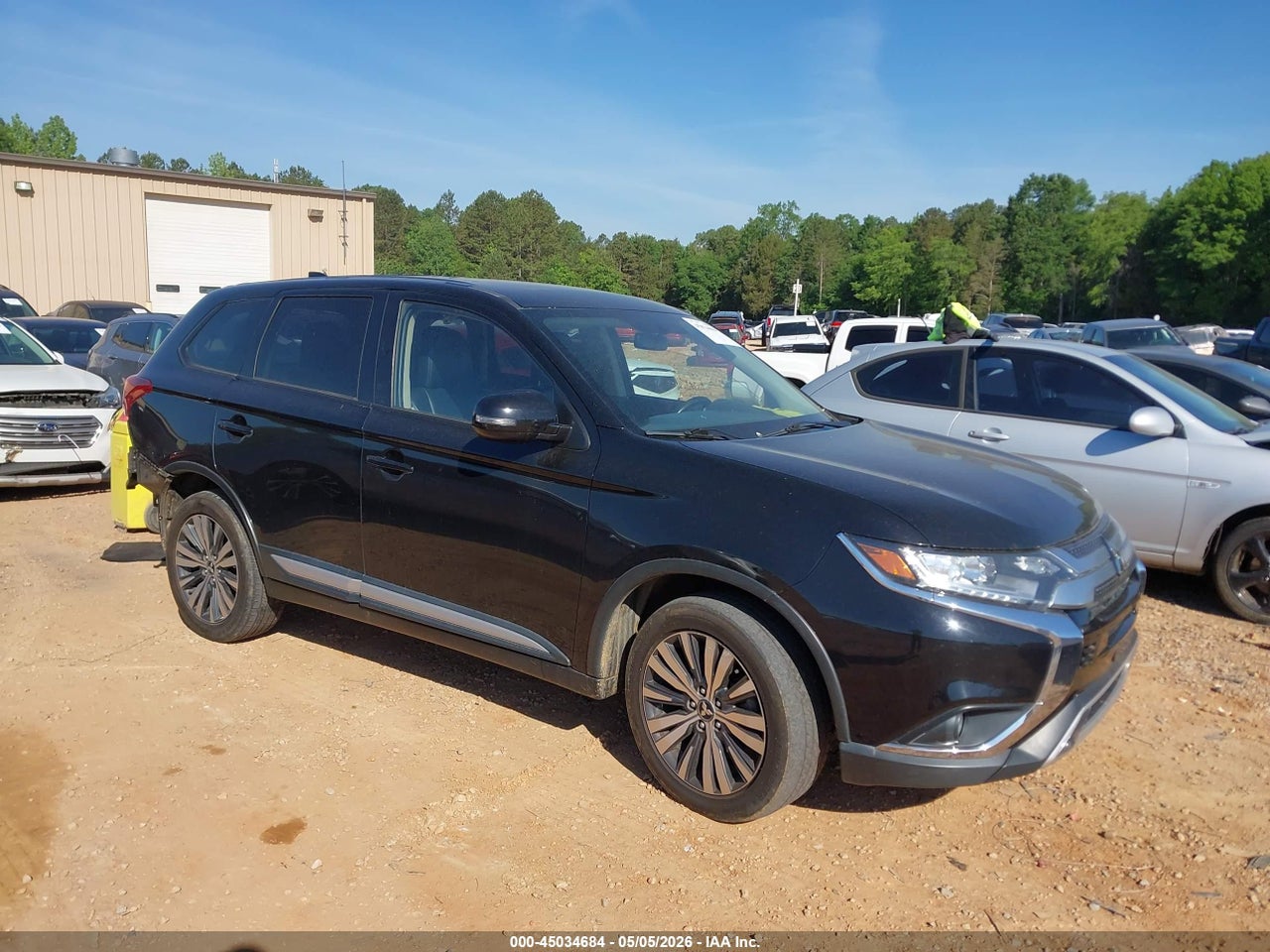 JA4AZ3A34KZ****** · 2019 MITSUBISHI OUTLANDER SE