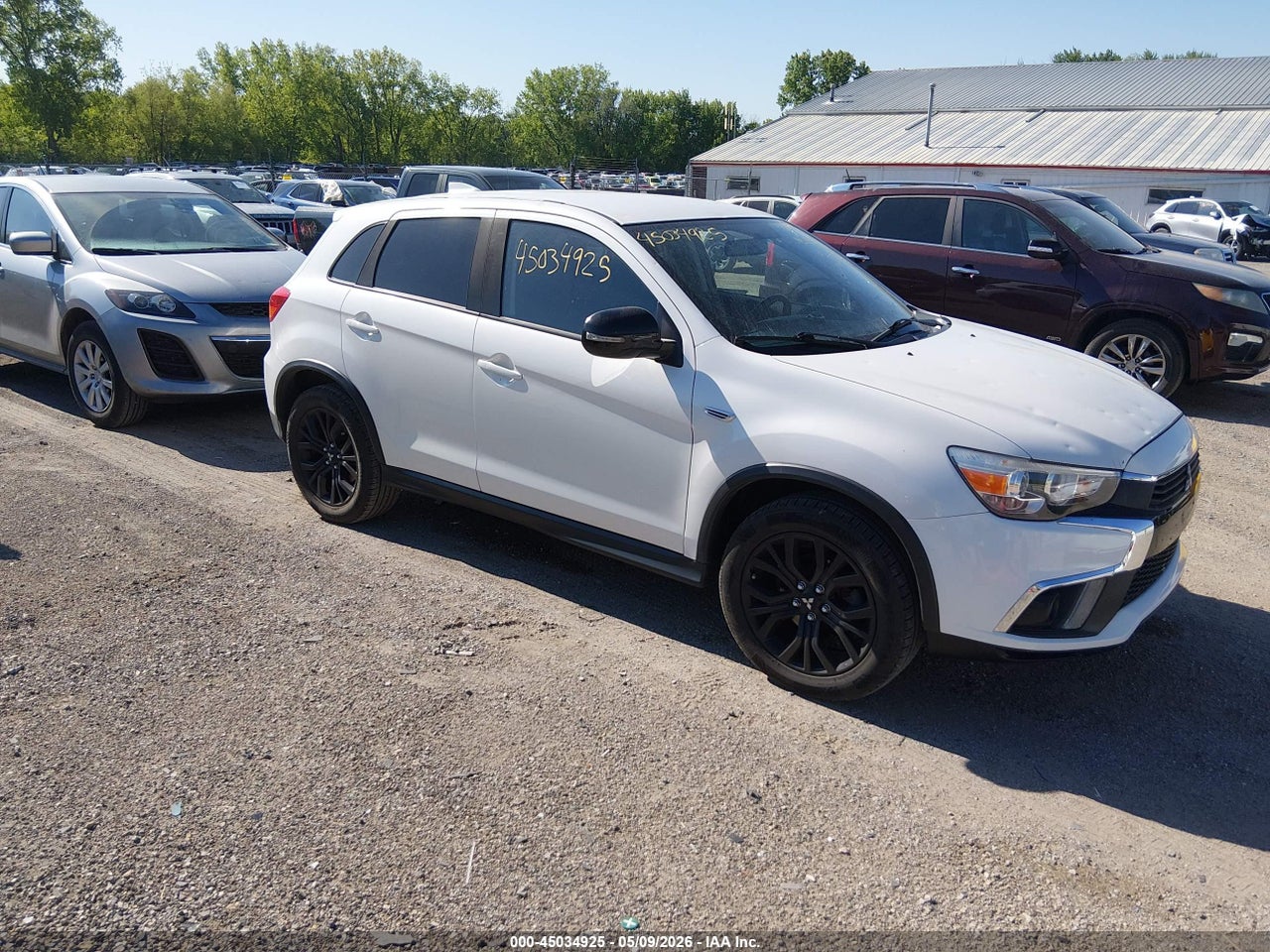 JA4AP3AU1JZ****** · 2018 MITSUBISHI OUTLANDER SPORT 2.0 LE