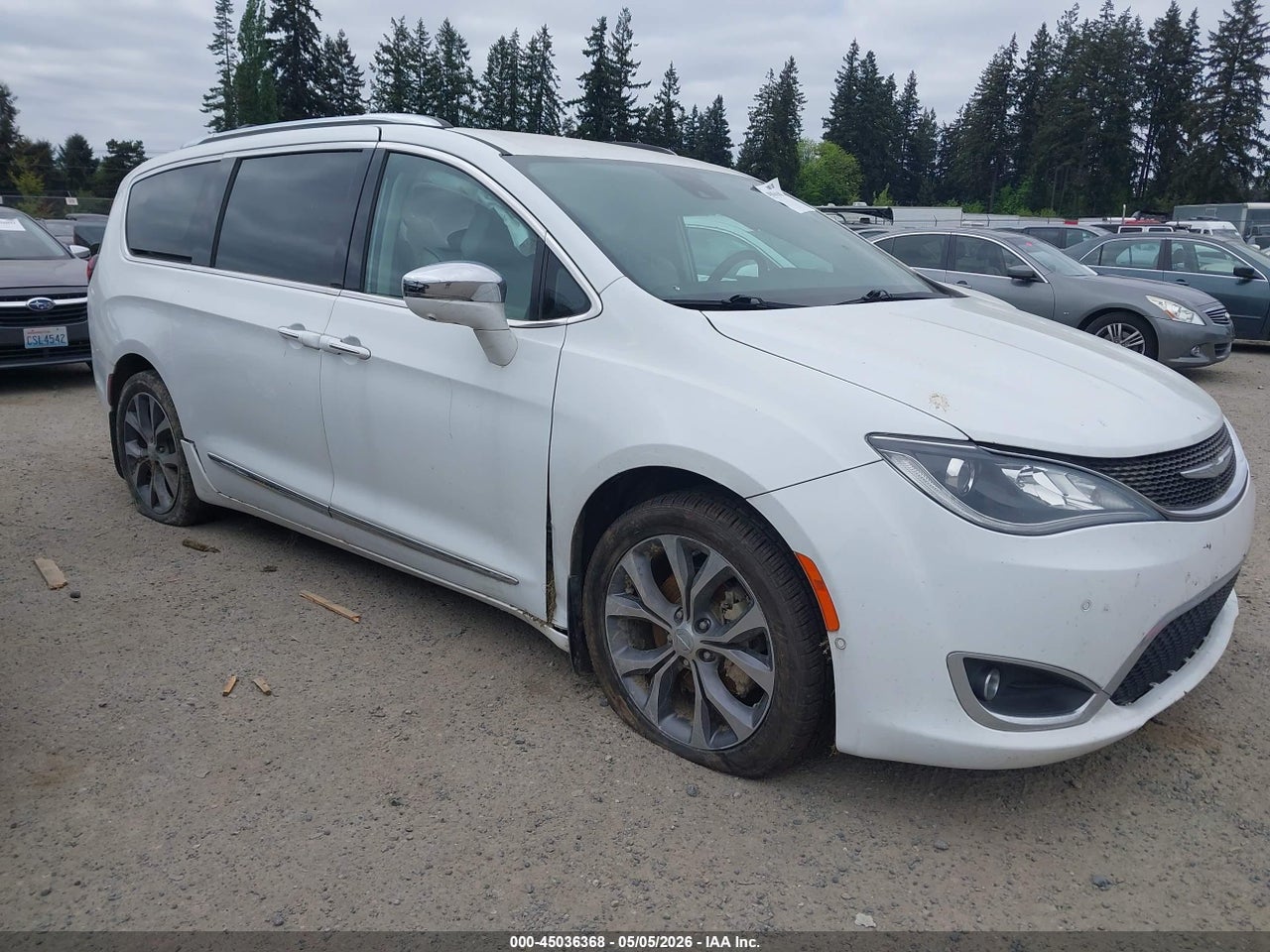 2C4RC1GGXHR****** · 2017 CHRYSLER PACIFICA LIMITED