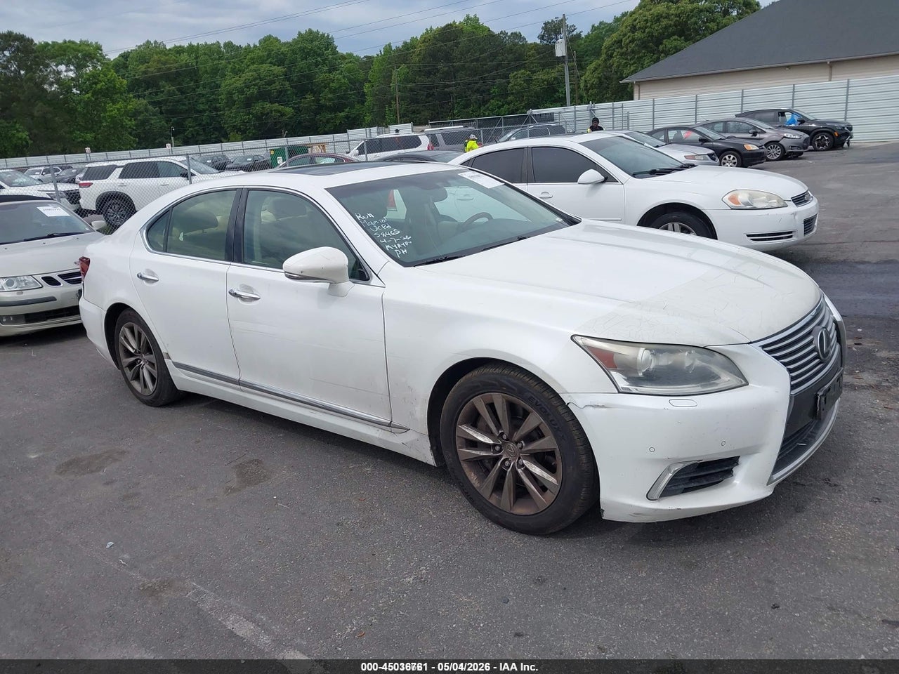 JTHCL5EF5D5****** · 2013 LEXUS LS 460