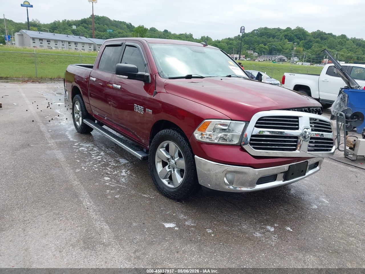 3C6RR7LT9HG****** · 2017 RAM 1500 BIG HORN  4X4 5'7 BOX