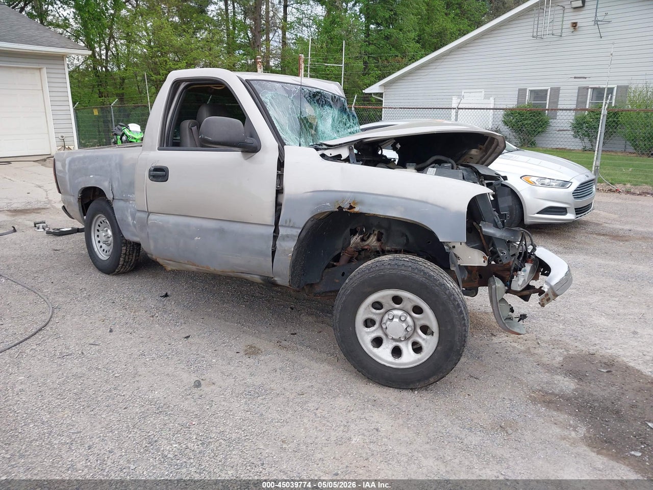 1GTEC14X95Z****** · 2005 GMC SIERRA 1500 WORK TRUCK