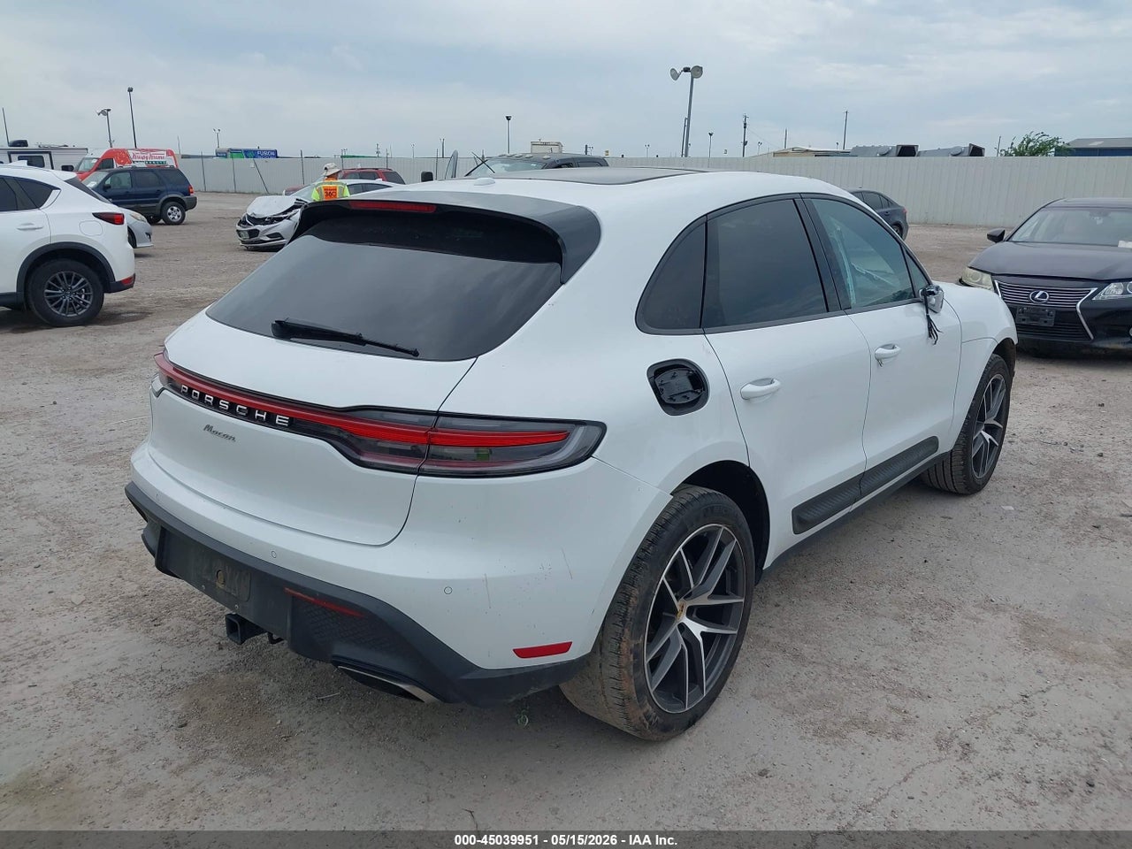 2024 PORSCHE MACAN T · 4/11