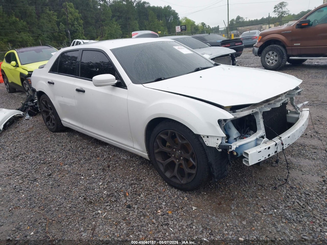 2C3CCABG4KH****** · 2019 CHRYSLER 300 300S