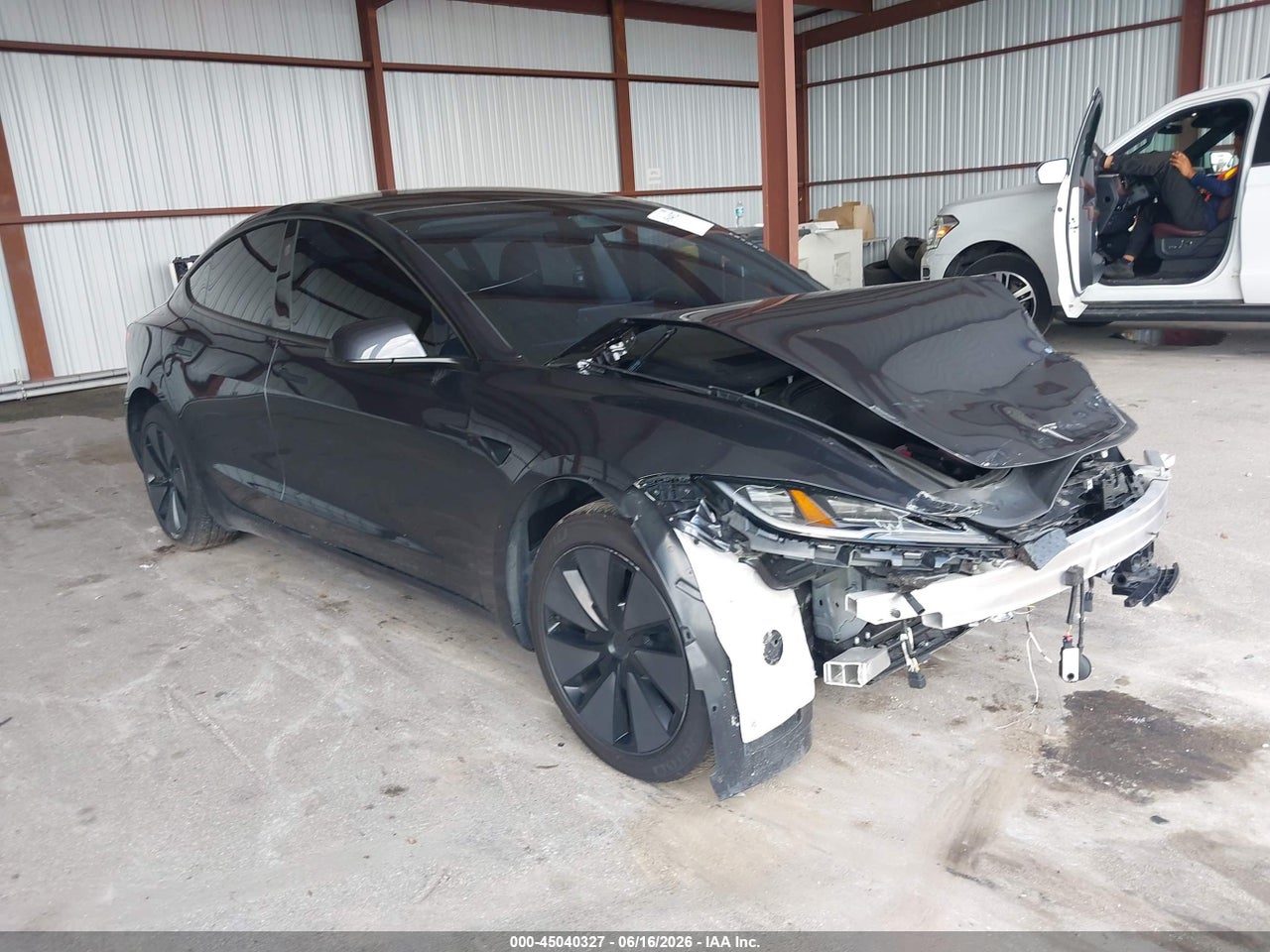 5YJ3E1EA3SF****** · 2025 TESLA MODEL 3 LONG RANGE REAR-WHEEL DRIVE/STANDARD REAR-WHEEL DRIVE