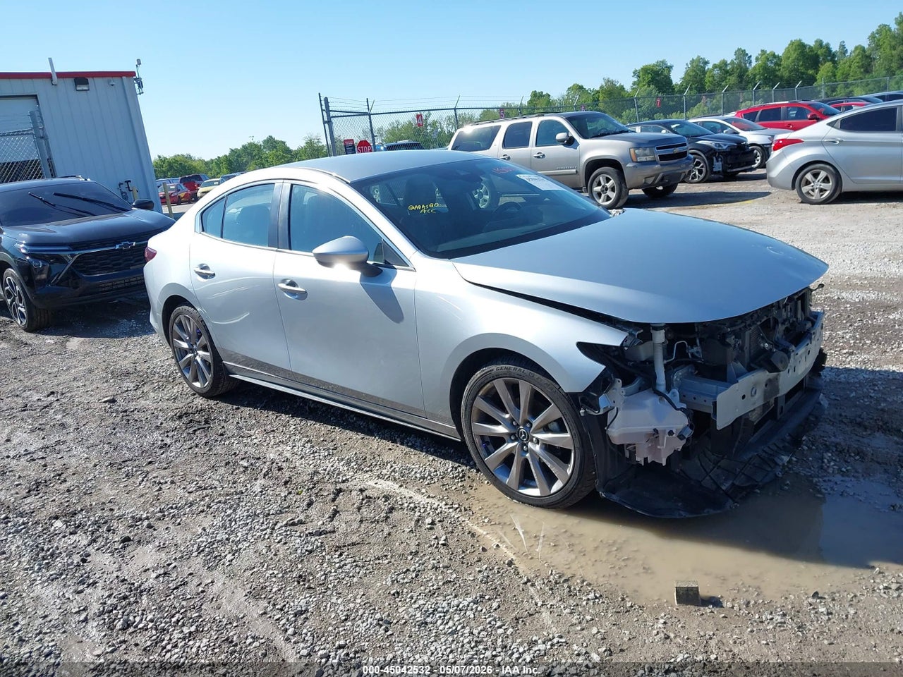 JM1BPACL4K1****** · 2019 MAZDA MAZDA3 PREFERRED PACKAGE