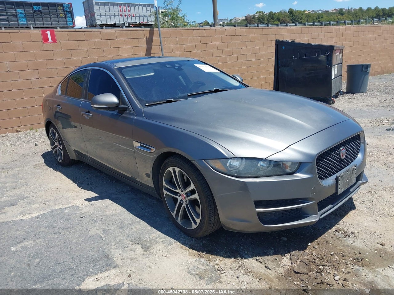 SAJAD4BV3HA****** · 2017 JAGUAR XE 35T PREMIUM