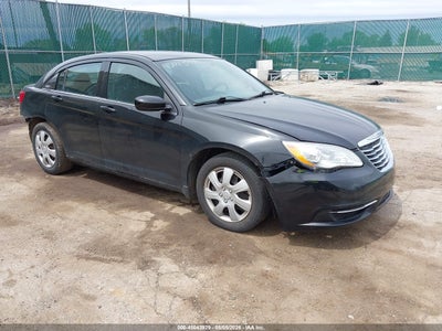 2014 CHRYSLER 200 LX