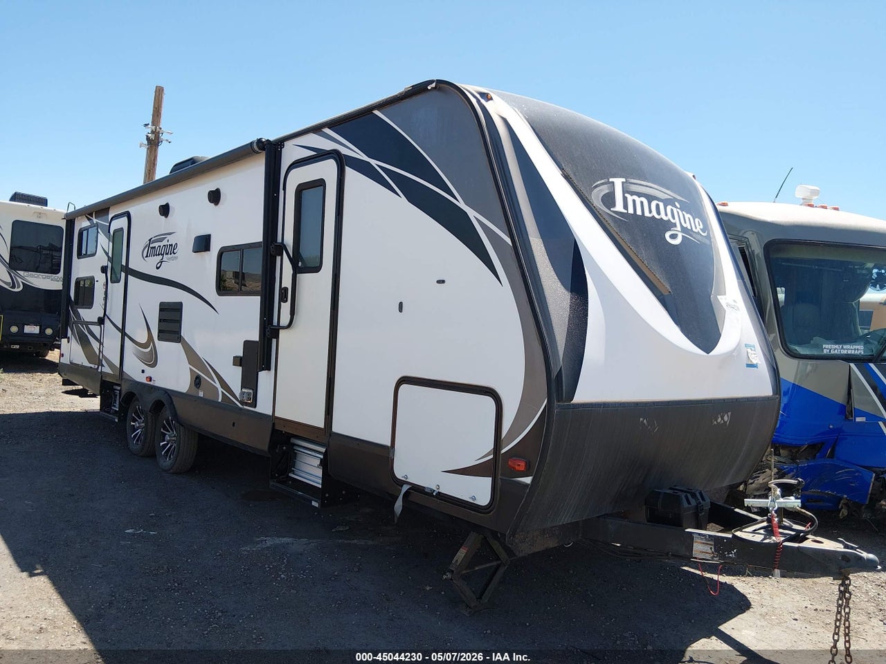 573TE3222J6****** · 2018 GRAND DESIGN TRAVEL TRAILER