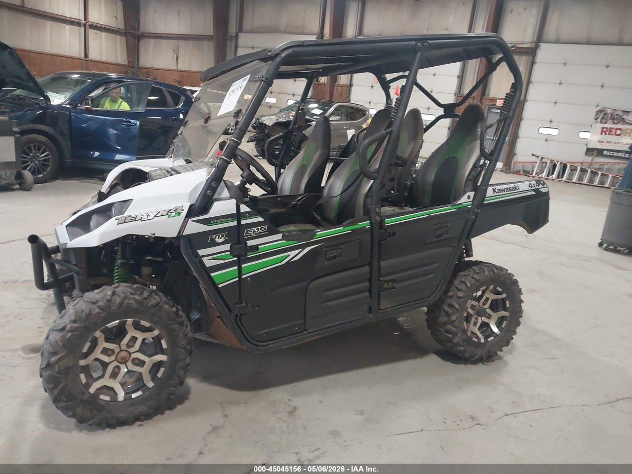 2017 KAWASAKI KRT800 C · 2/11