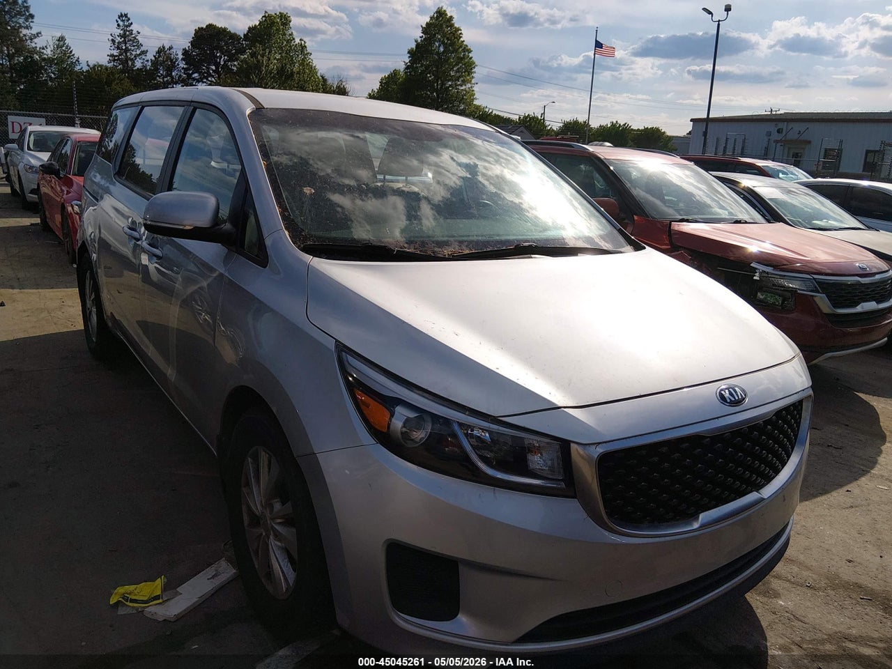 KNDMA5C18G6****** · 2016 KIA SEDONA L