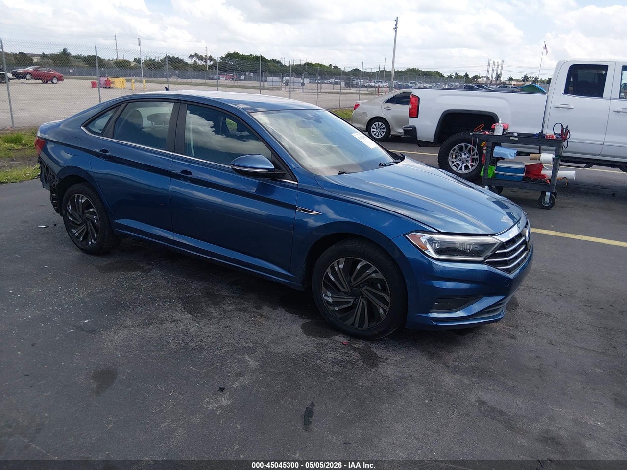3VWG57BU8KM****** · 2019 VOLKSWAGEN JETTA 1.4T SEL PREMIUM