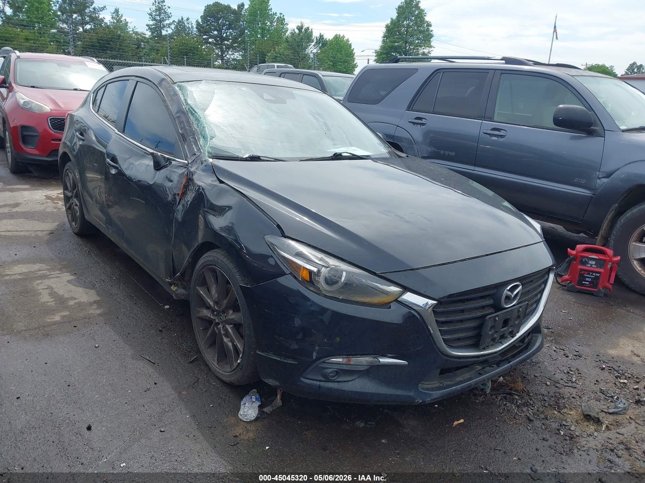 3MZBN1M30JM****** · 2018 MAZDA MAZDA3 GRAND TOURING