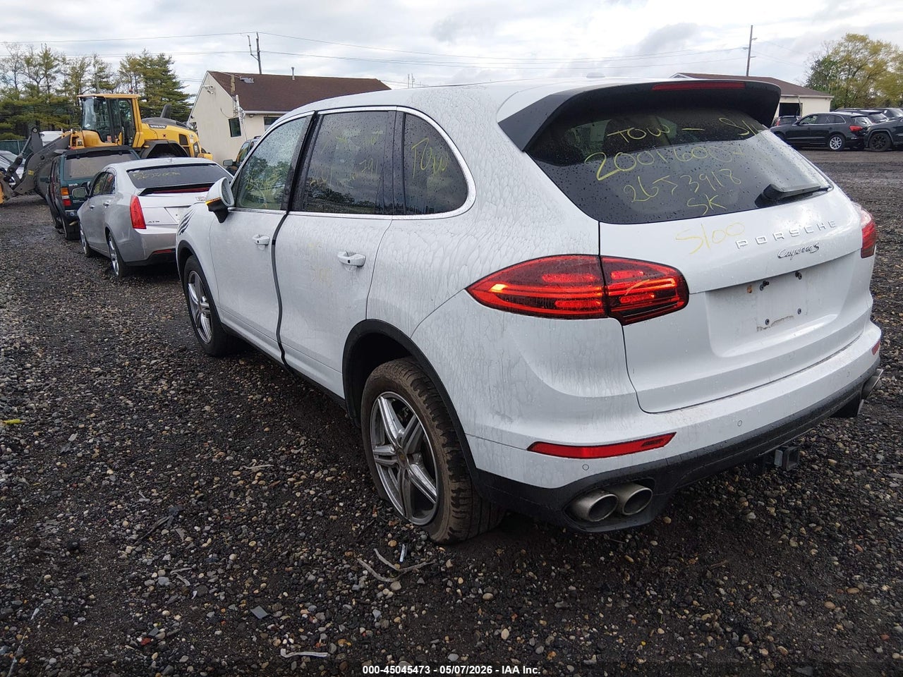 2016 PORSCHE CAYENNE S · 3/10
